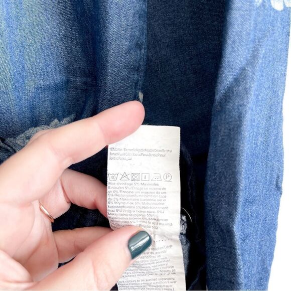 Vero Moda Tipi Shirt Denim Chambray Floral Blue Button Up Women's S Cotton - Picture 5 of 9